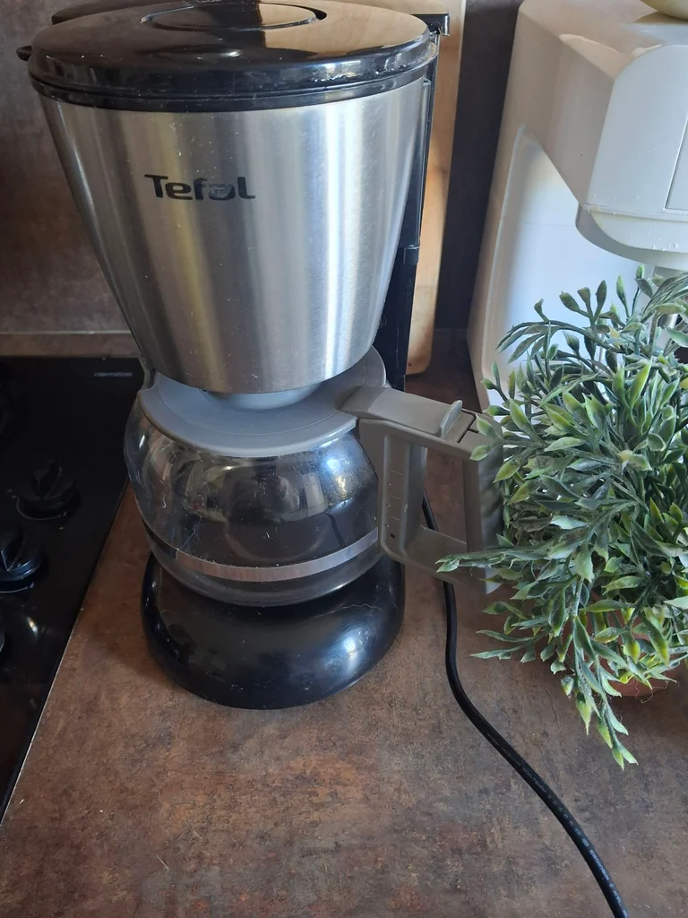 Cafetière tefal inox et noir